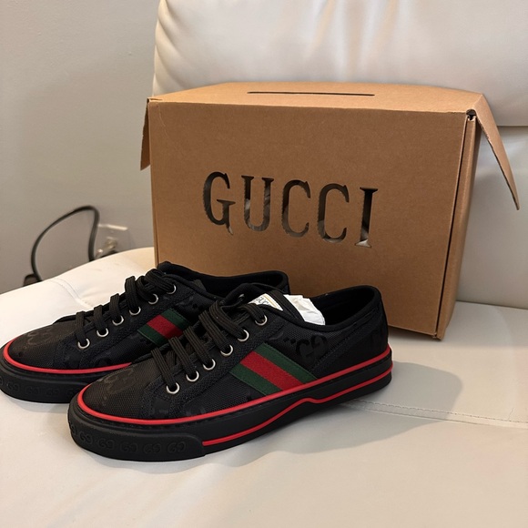Authentic Gucci Off The Grid Sneakers - Picture 1 of 10